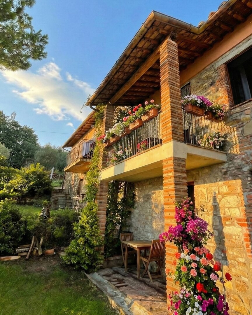 La Ghiandaia 2 bedrooms, living room, 2 beds, 2 + 2 persons